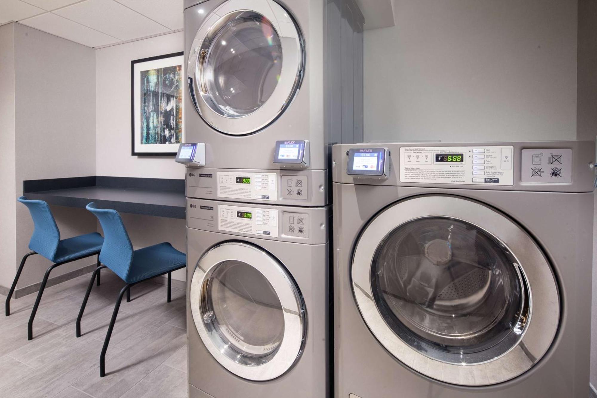 Hampton Inn Boston Seaport District エクステリア 写真