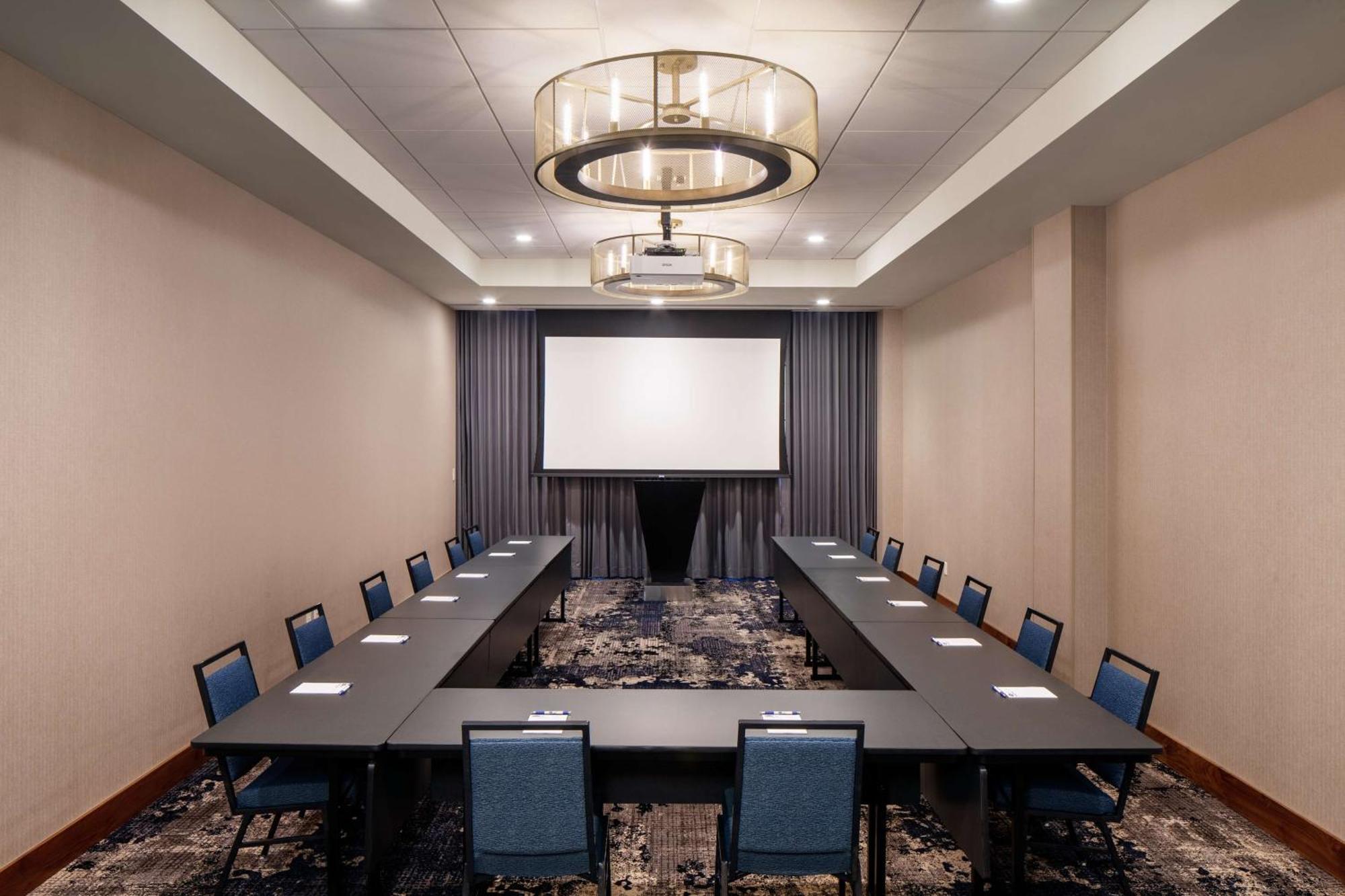 Hampton Inn Boston Seaport District エクステリア 写真
