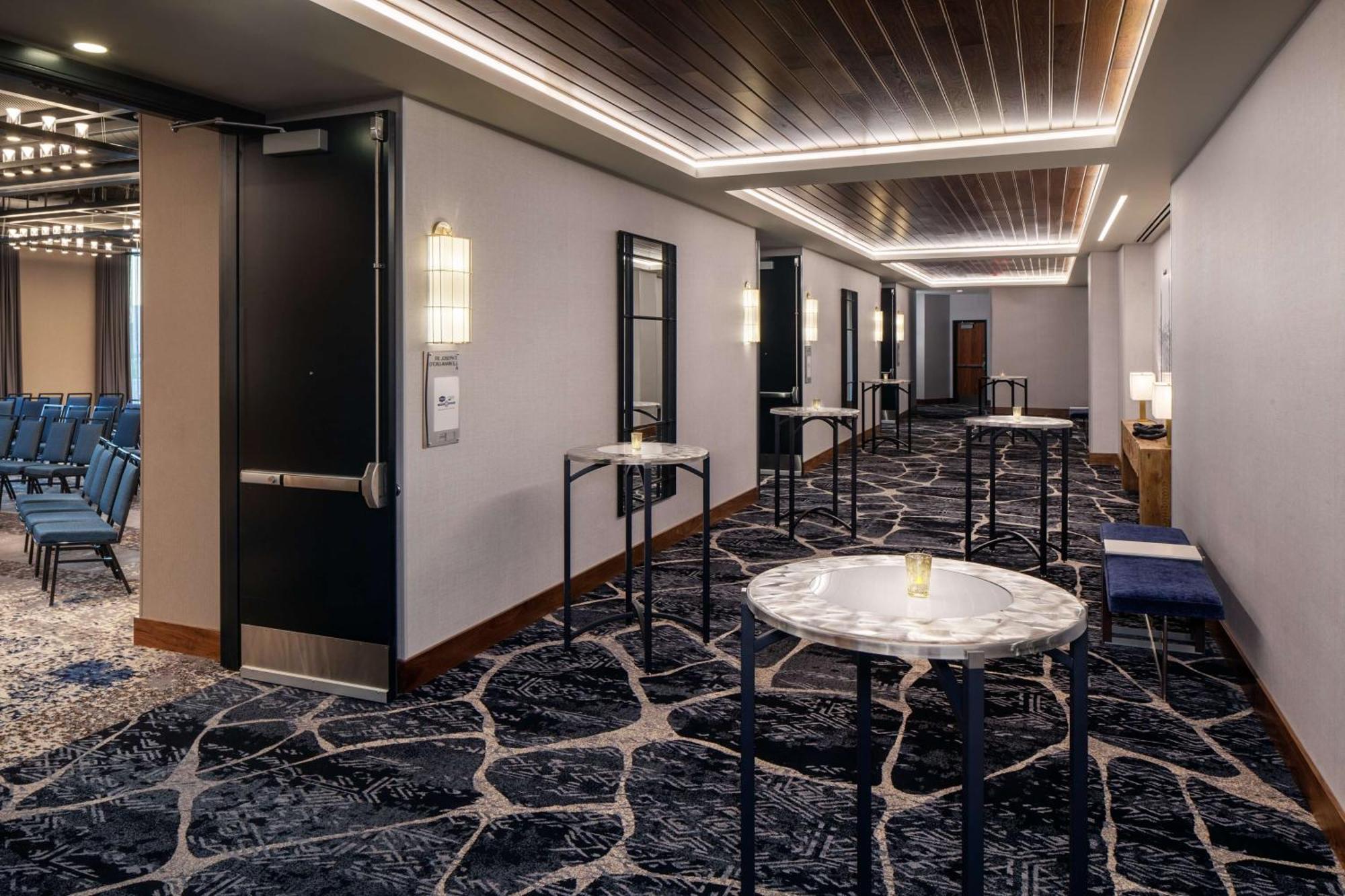 Hampton Inn Boston Seaport District エクステリア 写真