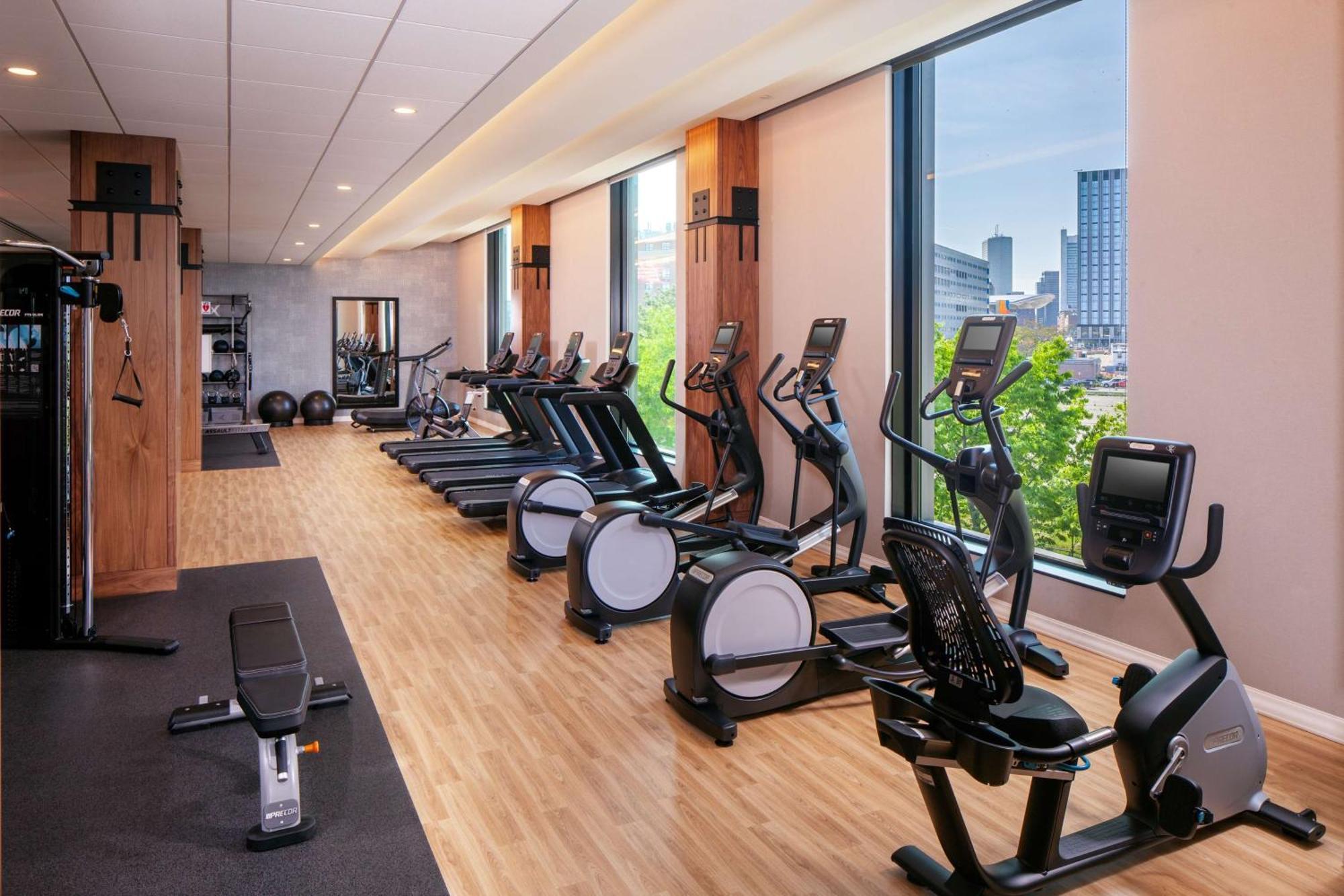 Hampton Inn Boston Seaport District エクステリア 写真