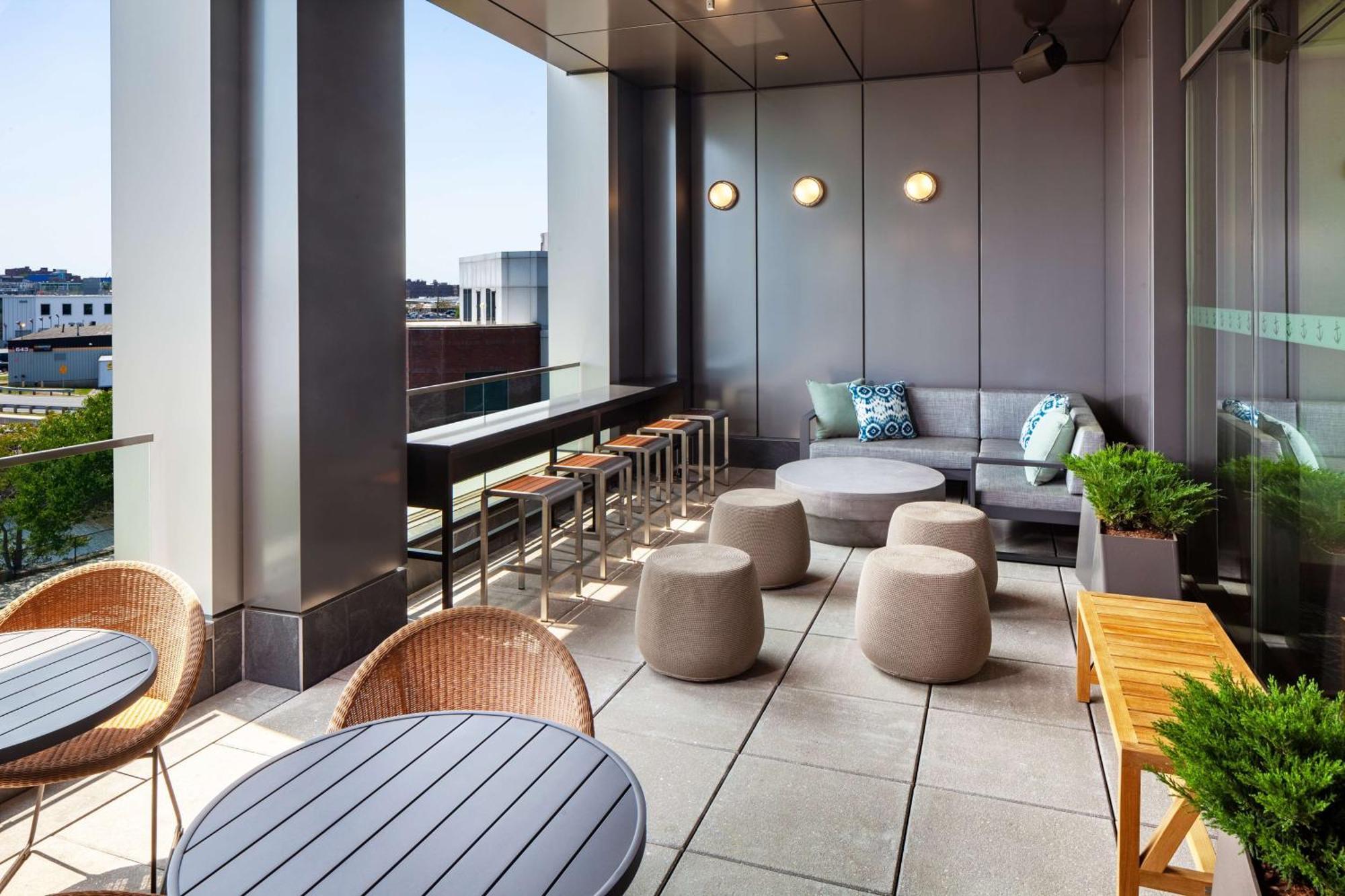 Hampton Inn Boston Seaport District エクステリア 写真