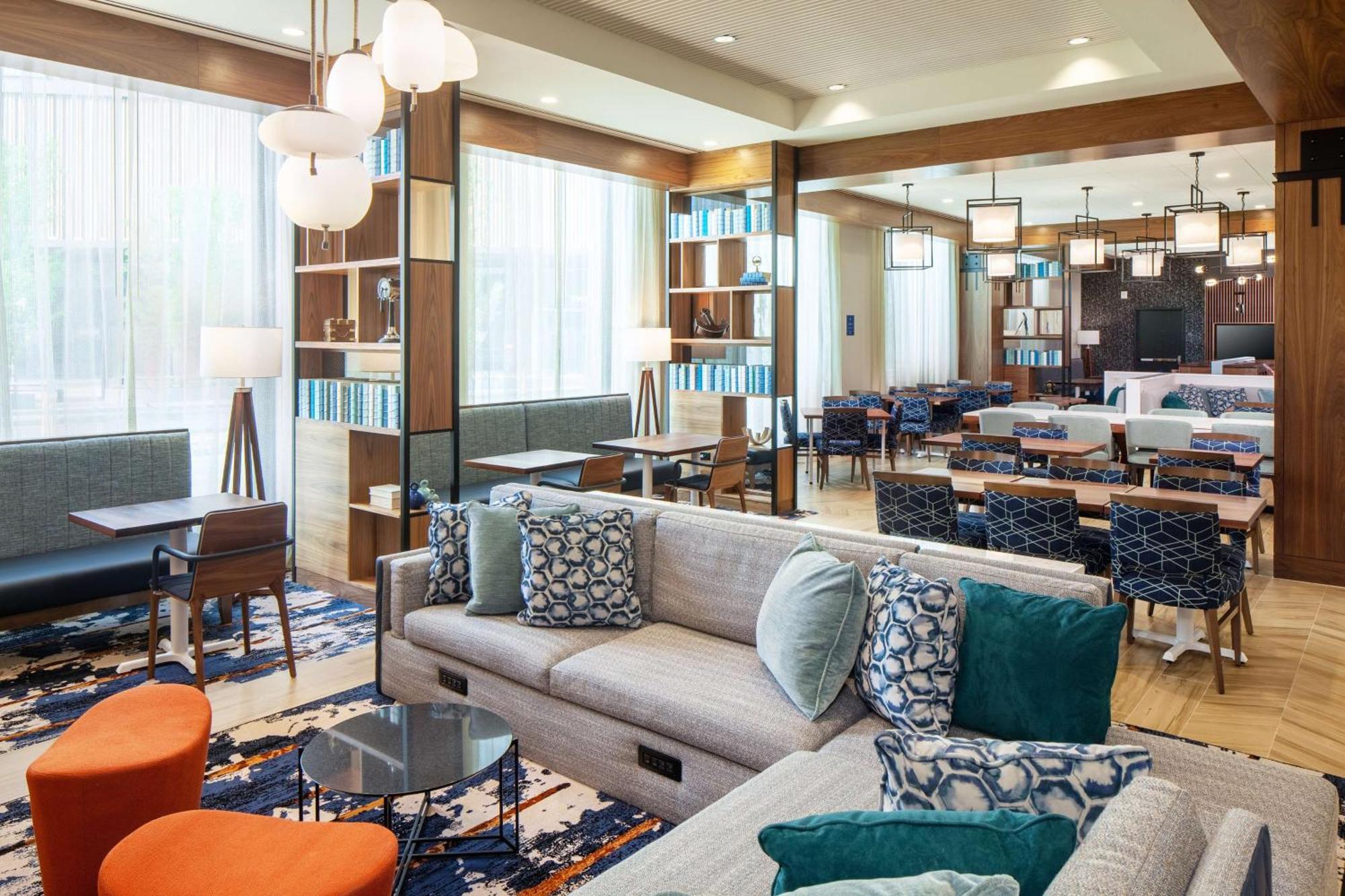 Hampton Inn Boston Seaport District エクステリア 写真