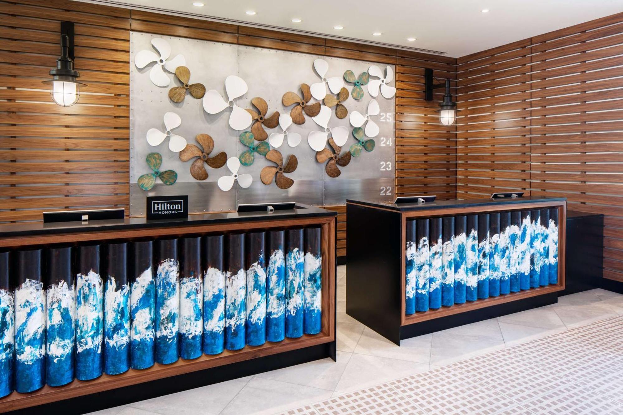 Hampton Inn Boston Seaport District エクステリア 写真